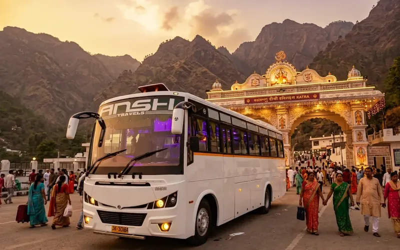 Pardeep Transport coach at Jammu – Katra