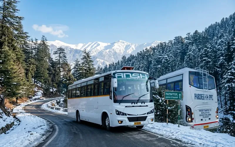 Pardeep Transport coach at Jammu – Patnitop